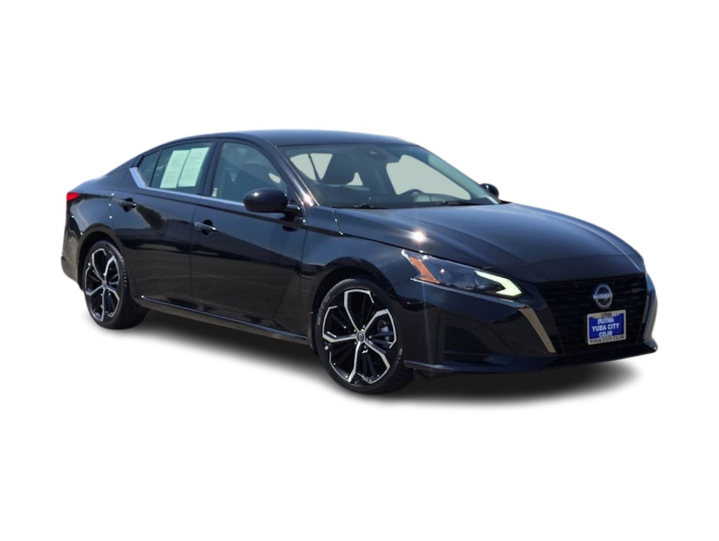 Thumbnail: 2023 Nissan Altima - 17