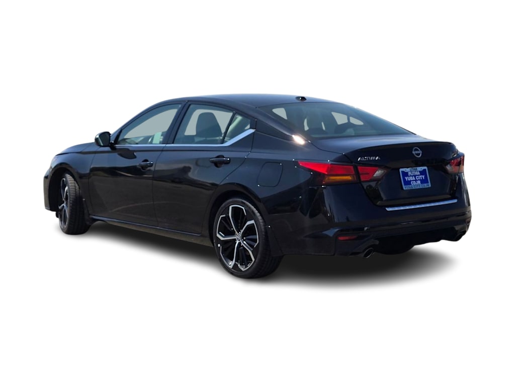 Thumbnail: 2023 Nissan Altima - 4