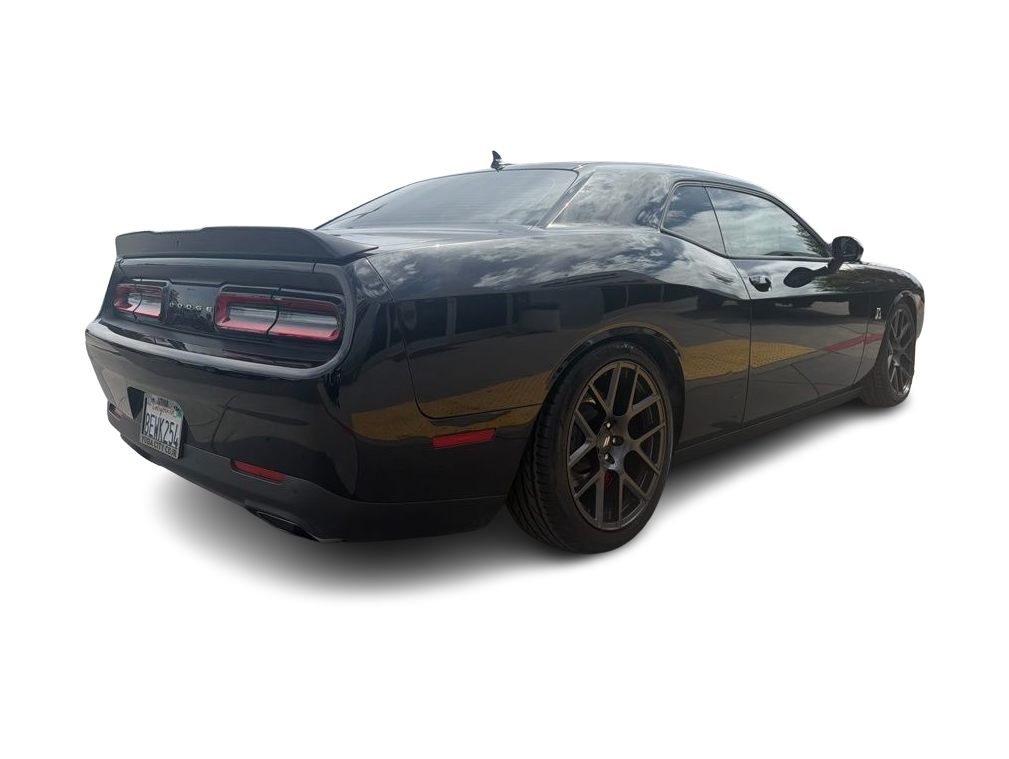 Thumbnail: 2018 Dodge Challenger - 17