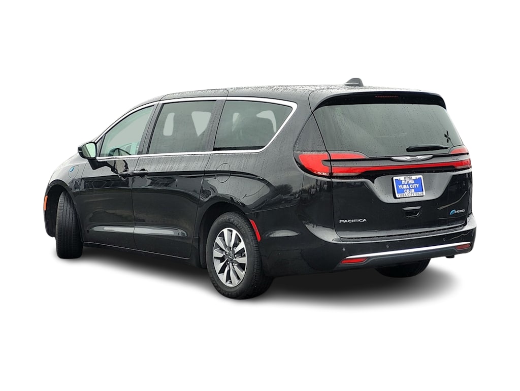 Thumbnail: 2023 Chrysler Pacifica - 4