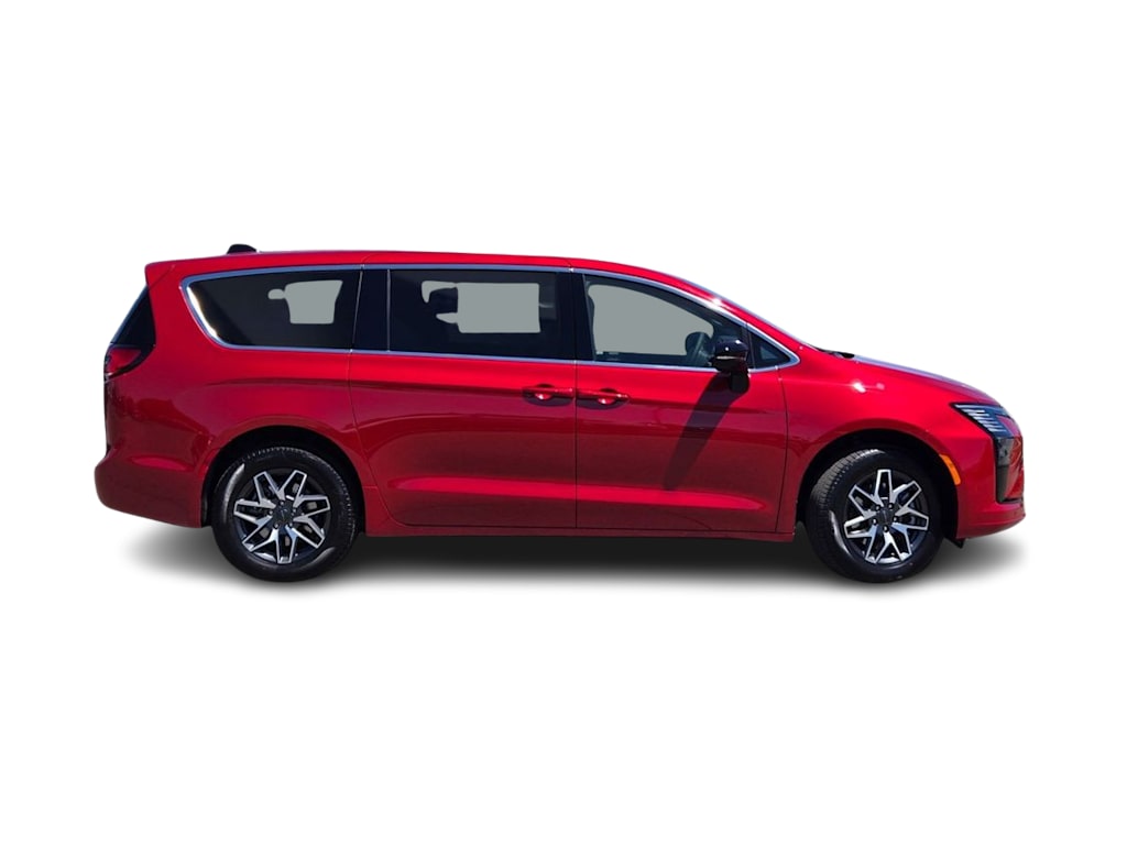 Thumbnail: 2027 Chrysler Pacifica - 15