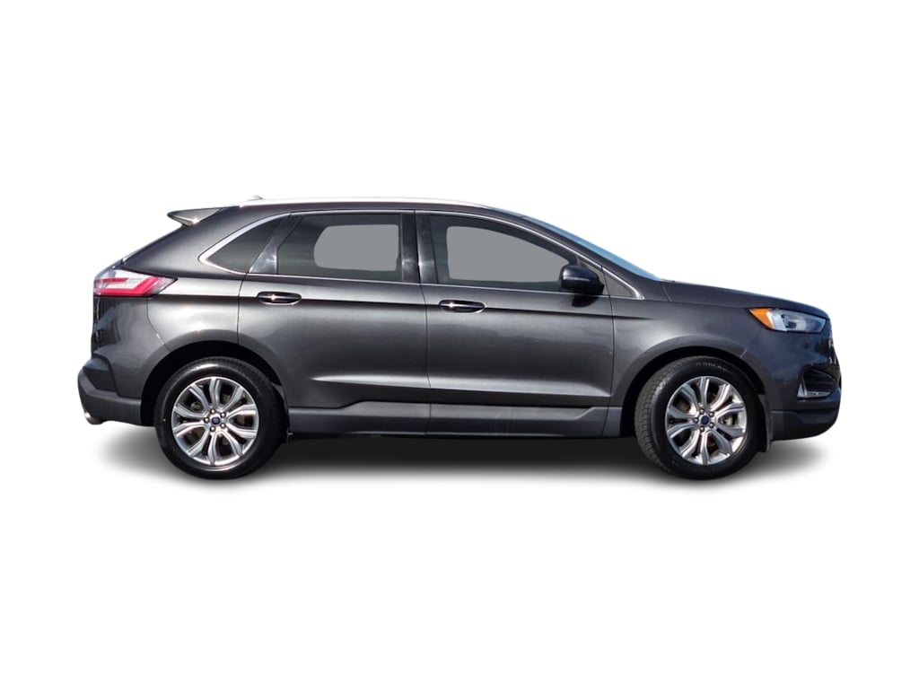 Thumbnail: 2019 Ford Edge - 16