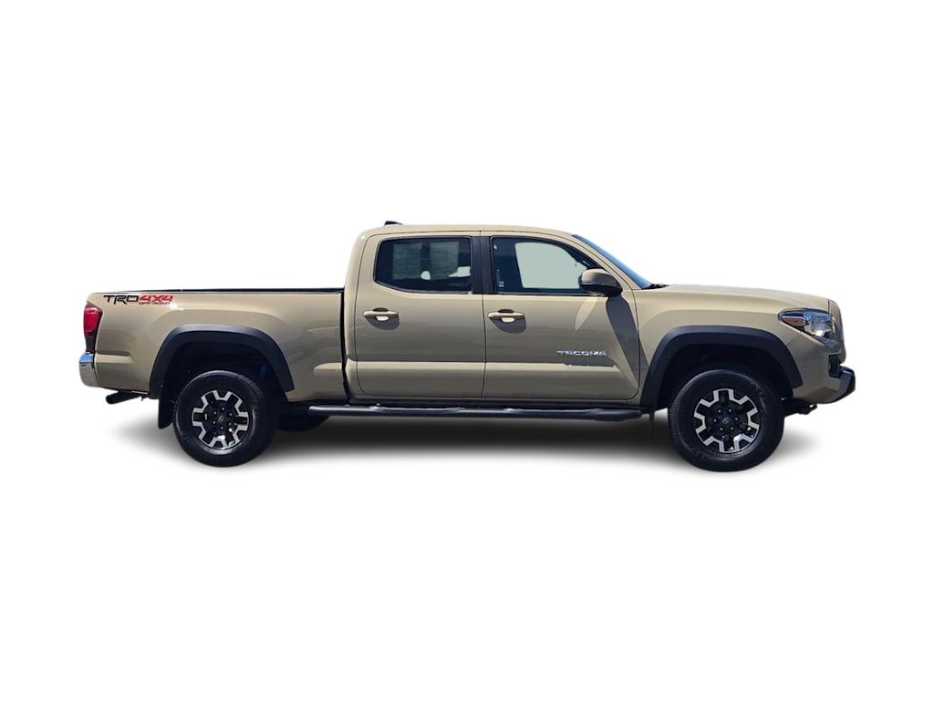 Thumbnail: 2019 Toyota Tacoma - 15