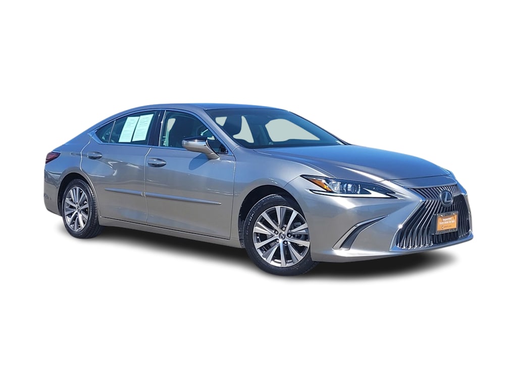 Thumbnail: 2020 Lexus ES - 16