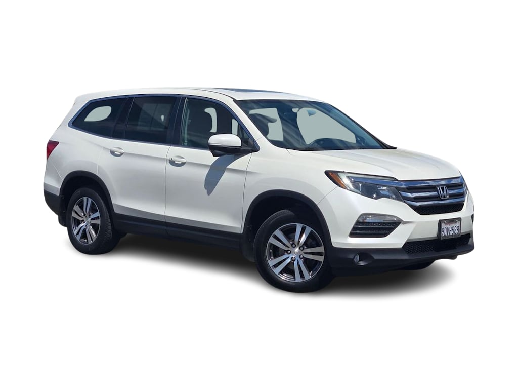 Thumbnail: 2017 Honda Pilot - 15