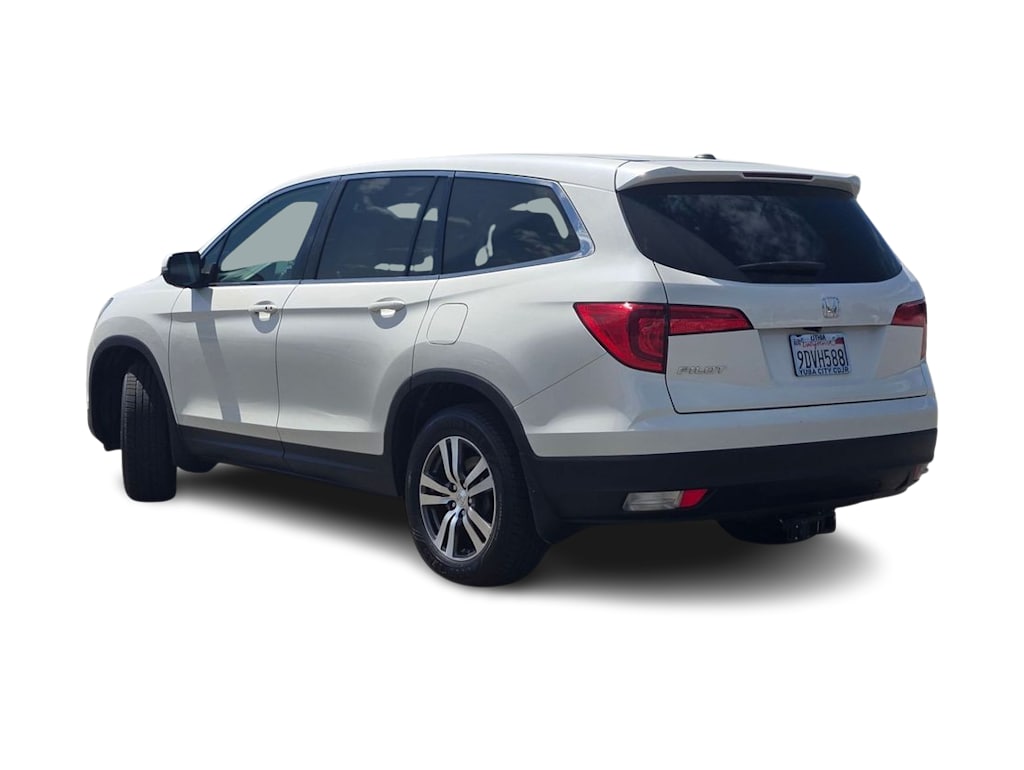 Thumbnail: 2017 Honda Pilot - 4