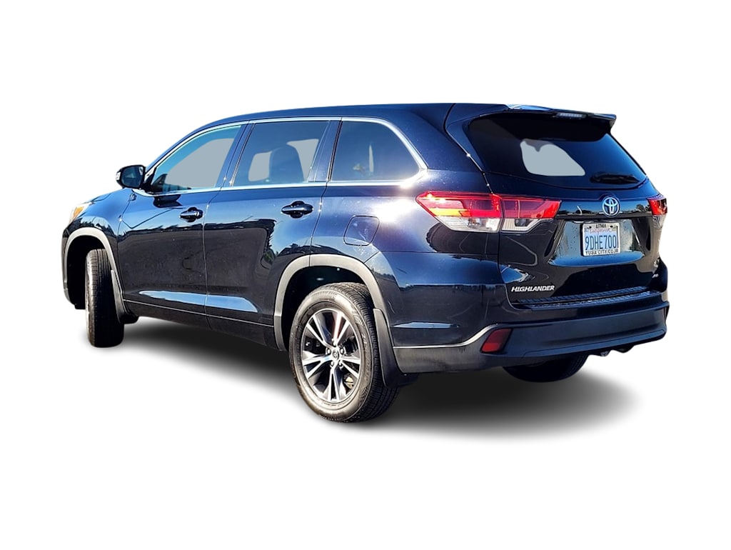 Thumbnail: 2017 Toyota Highlander - 4