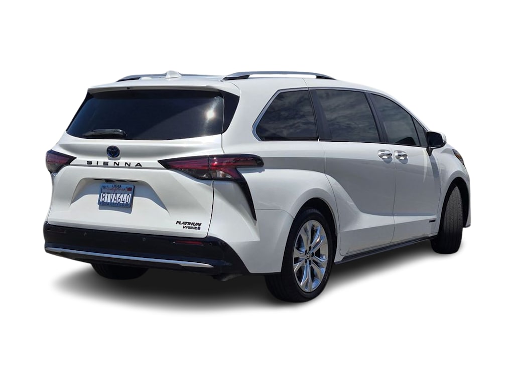 Thumbnail: 2021 Toyota Sienna - 14
