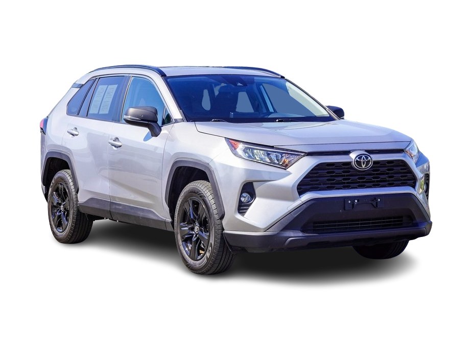 2019 Toyota RAV4 XLE 16