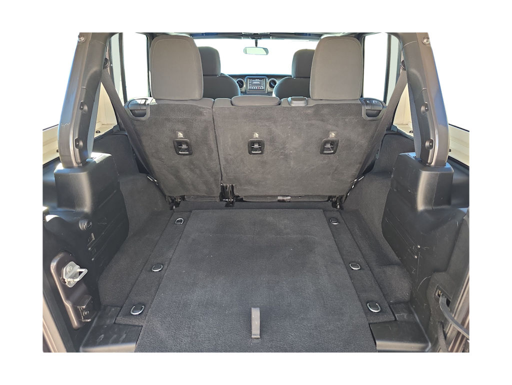 Thumbnail: 2018 Jeep Wrangler - 18