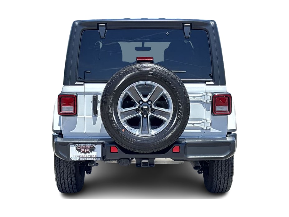2023 Jeep Wrangler Unlimited Sahara 3