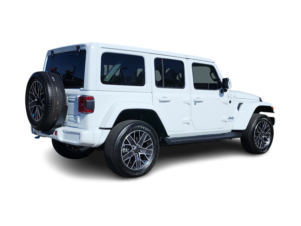 Thumbnail: 2023 Jeep Wrangler - 21