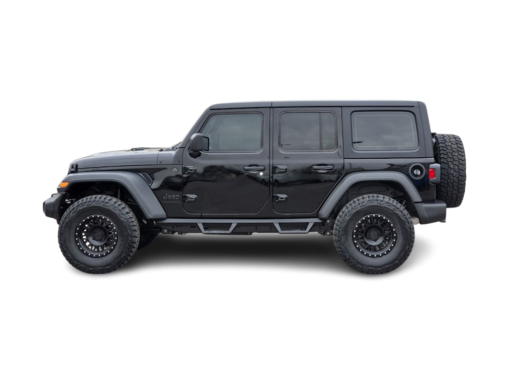 Thumbnail: 2026 Jeep Wrangler - 3