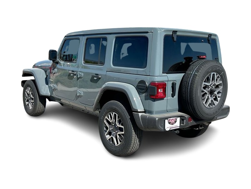 2024 Jeep Wrangler Sahara 27