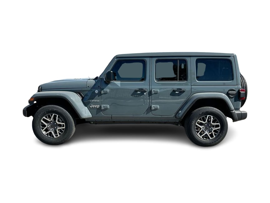 2024 Jeep Wrangler Sahara 26