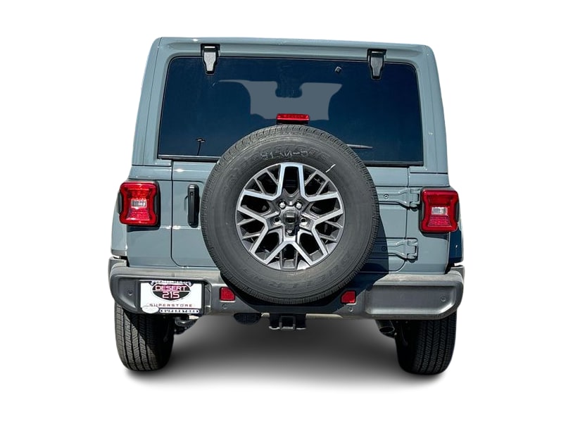 2024 Jeep Wrangler Sahara 5