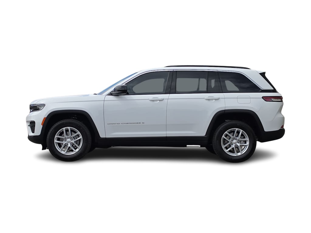 Thumbnail: 2026 Jeep Grand Cherokee - 3