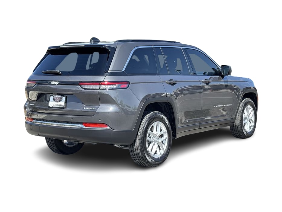 Thumbnail: 2024 Jeep Grand Cherokee - 21