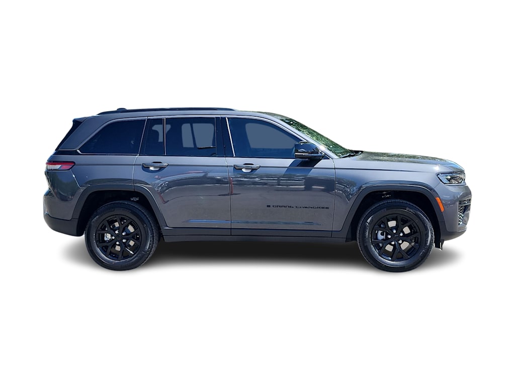 Thumbnail: 2026 Jeep Grand Cherokee - 21
