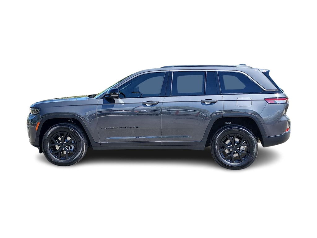 Thumbnail: 2026 Jeep Grand Cherokee - 3
