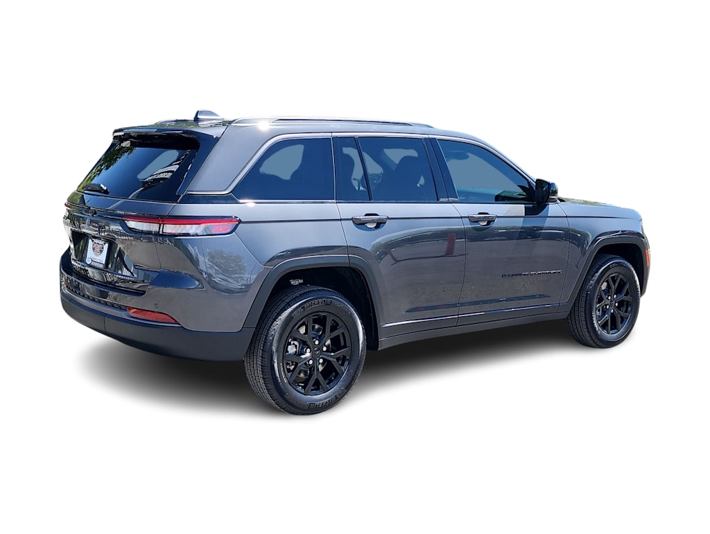 Thumbnail: 2026 Jeep Grand Cherokee - 20