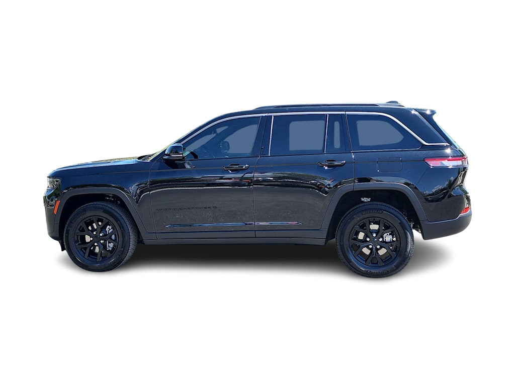 Thumbnail: 2026 Jeep Grand Cherokee - 18
