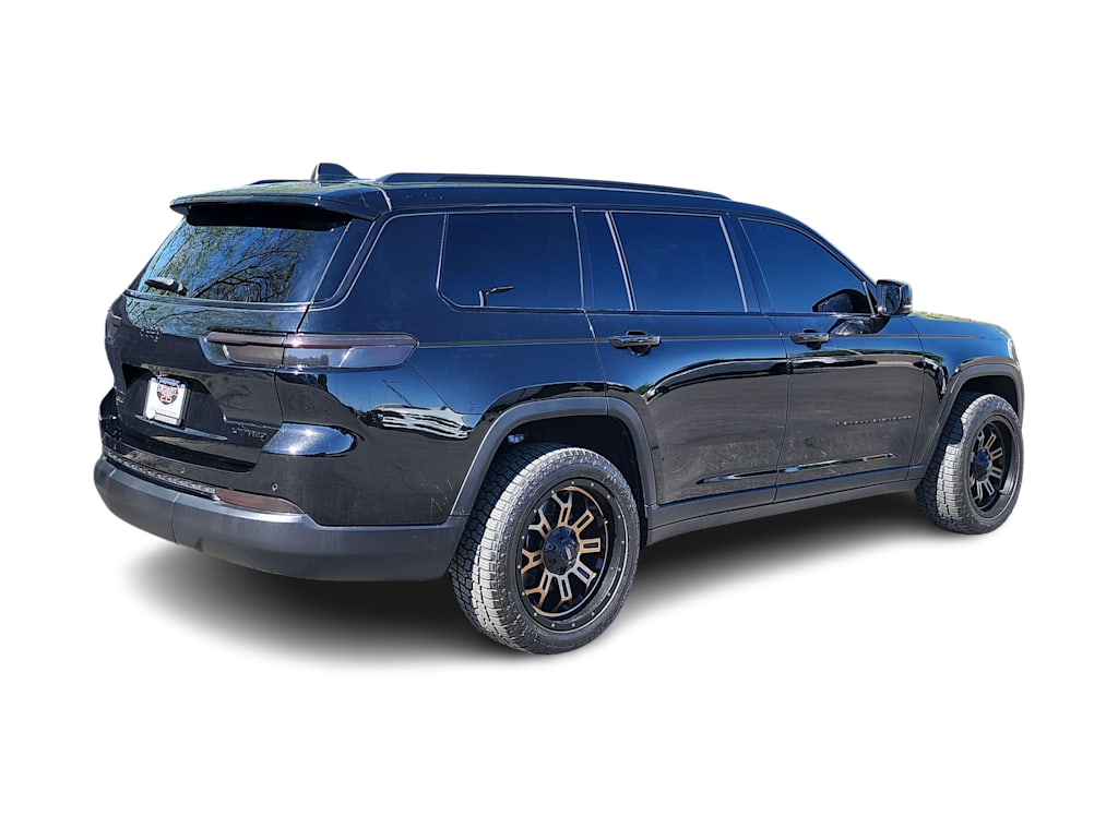 Thumbnail: 2023 Jeep Grand Cherokee L - 21