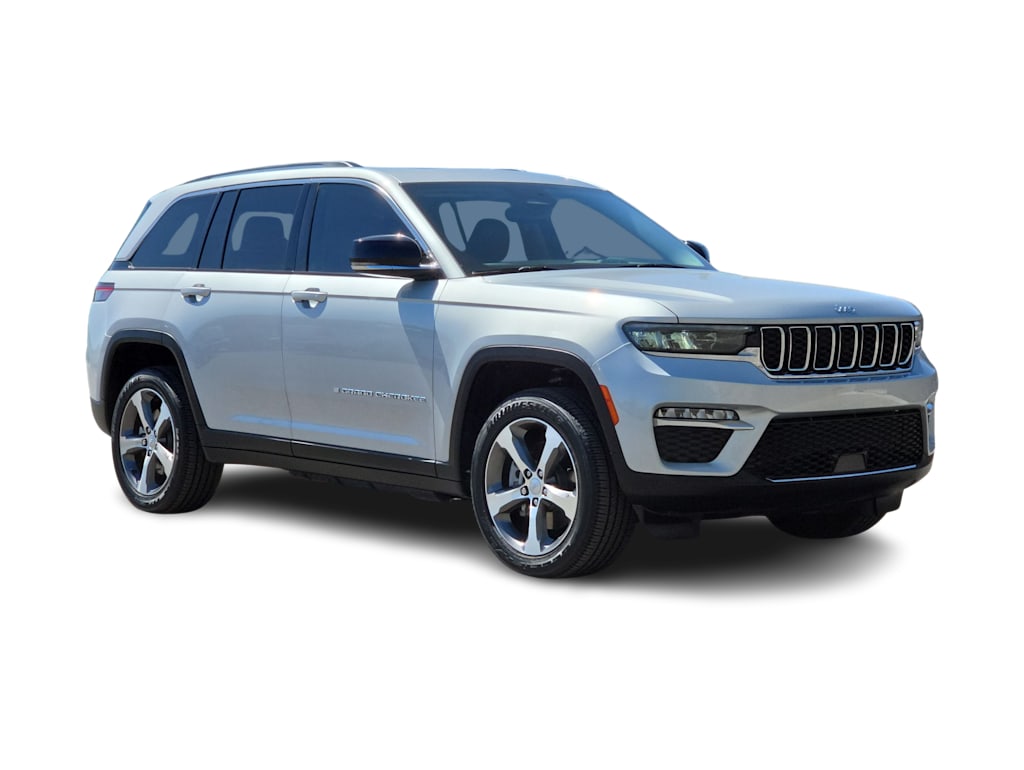 Thumbnail: 2023 Jeep Grand Cherokee - 18