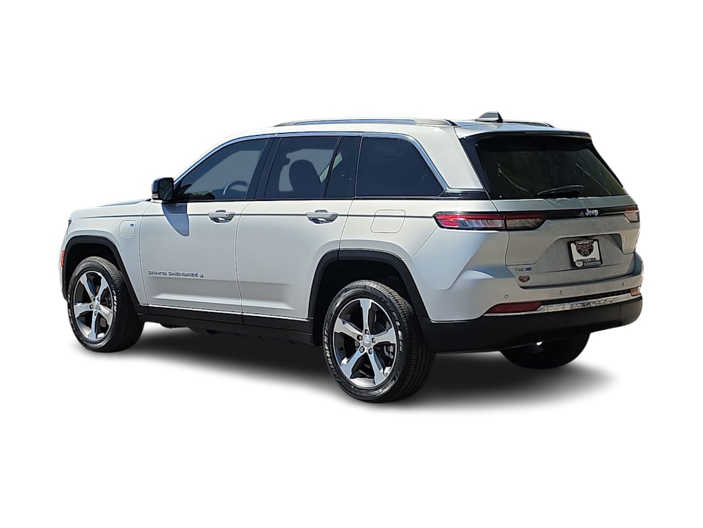 Thumbnail: 2023 Jeep Grand Cherokee - 4