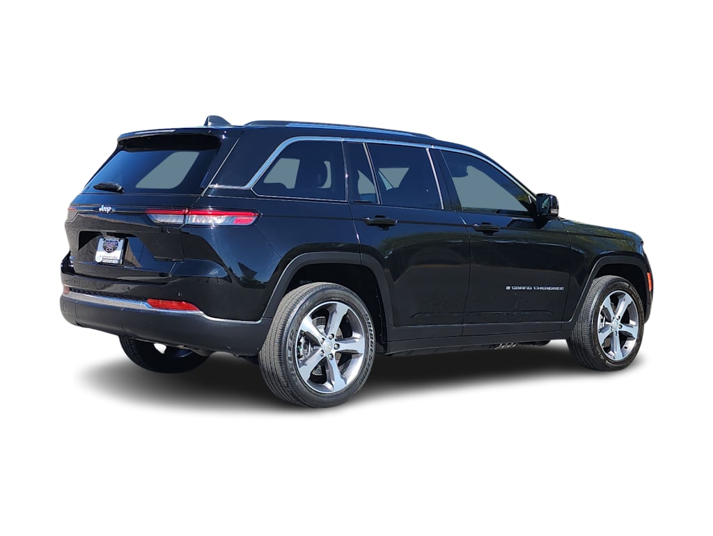 Thumbnail: 2024 Jeep Grand Cherokee - 19