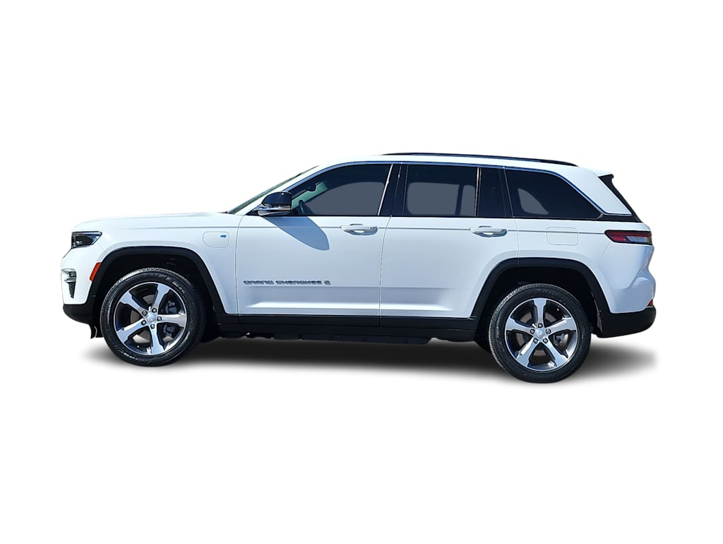 Thumbnail: 2023 Jeep Grand Cherokee - 20