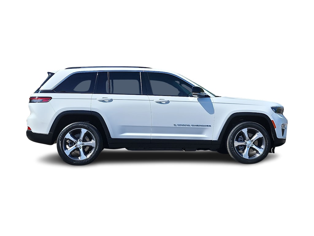 Thumbnail: 2023 Jeep Grand Cherokee - 22