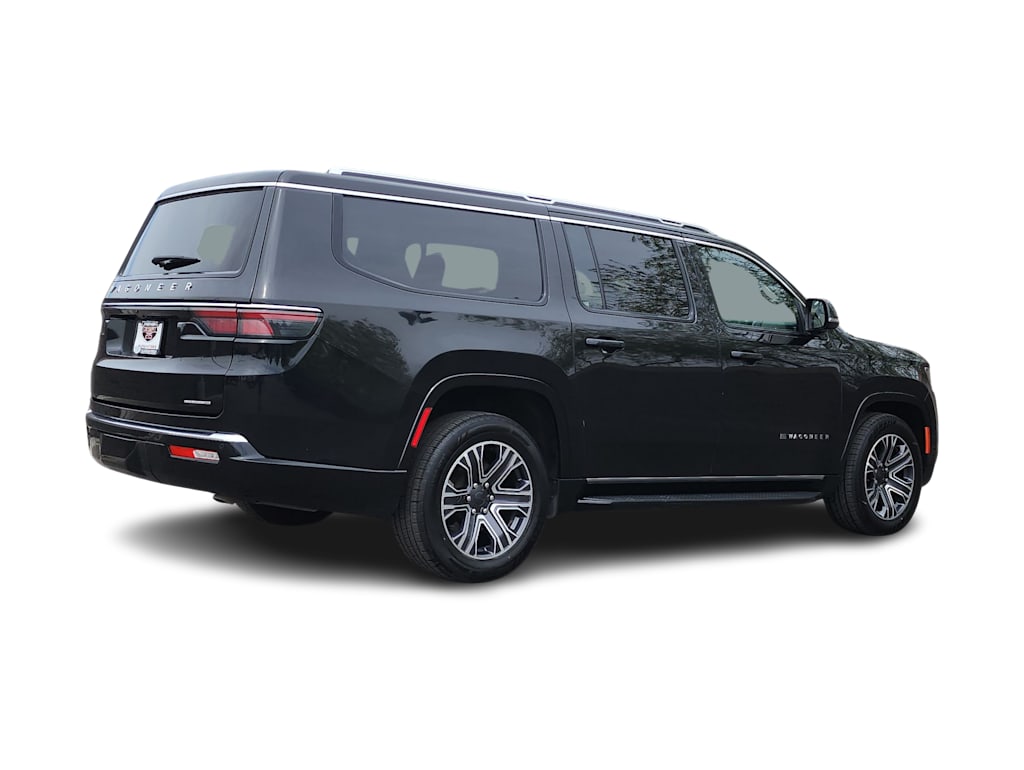 Thumbnail: 2024 Jeep Wagoneer - 20