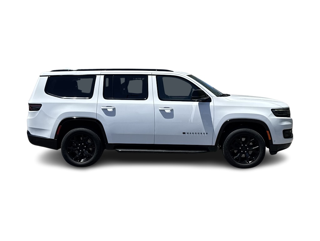 Thumbnail: 2023 Jeep Wagoneer - 21