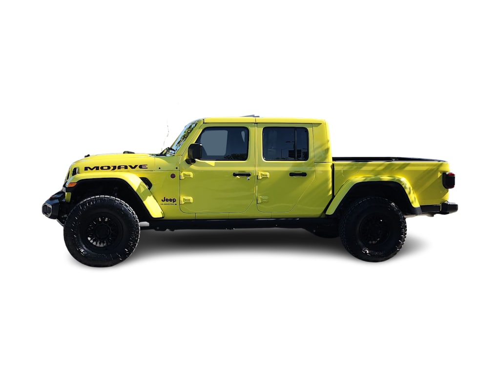 Thumbnail: 2023 Jeep Gladiator - 17