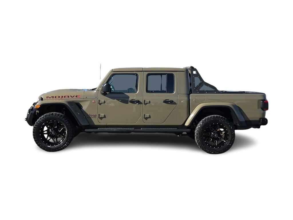 Thumbnail: 2020 Jeep Gladiator - 3
