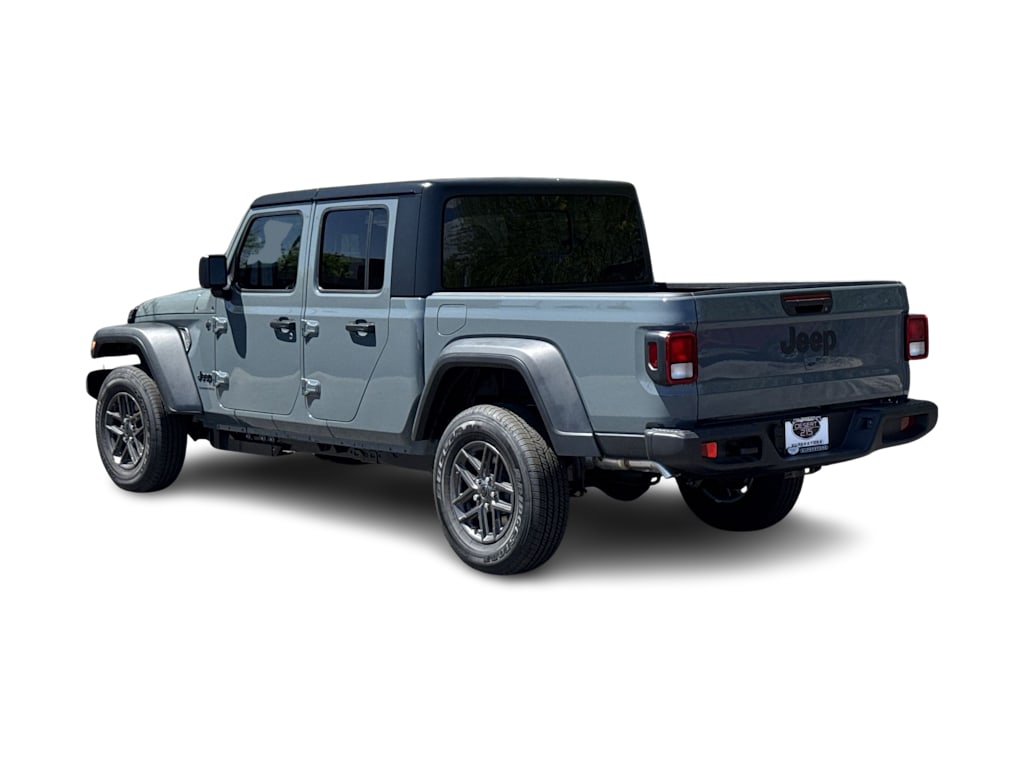 Thumbnail: 2026 Jeep Gladiator - 4
