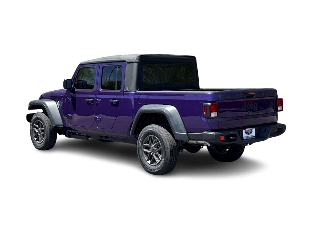 Thumbnail: 2026 Jeep Gladiator - 4