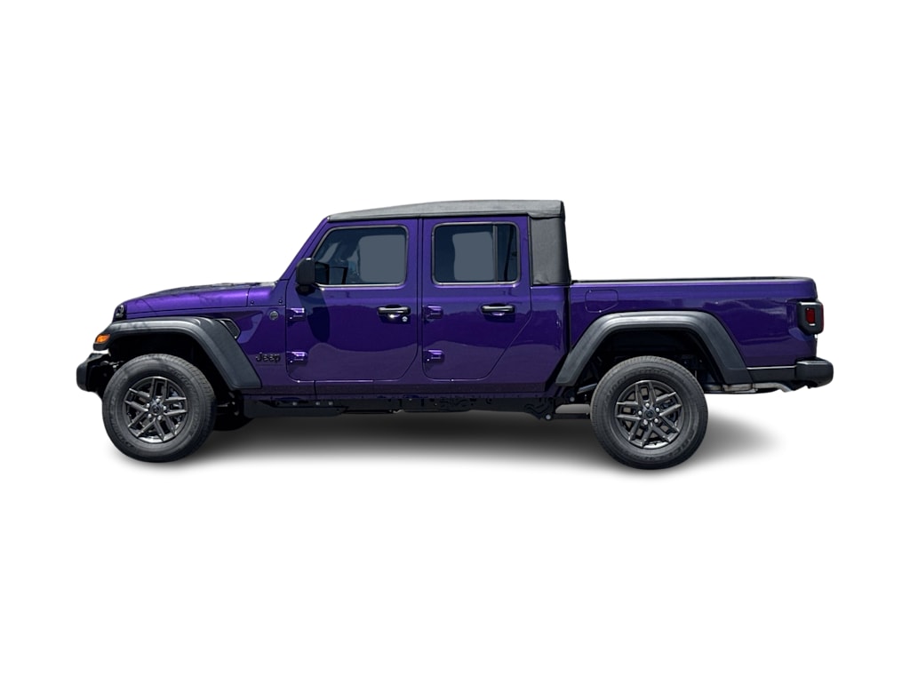 Thumbnail: 2026 Jeep Gladiator - 3