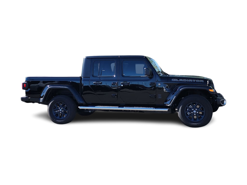 Thumbnail: 2026 Jeep Gladiator - 22