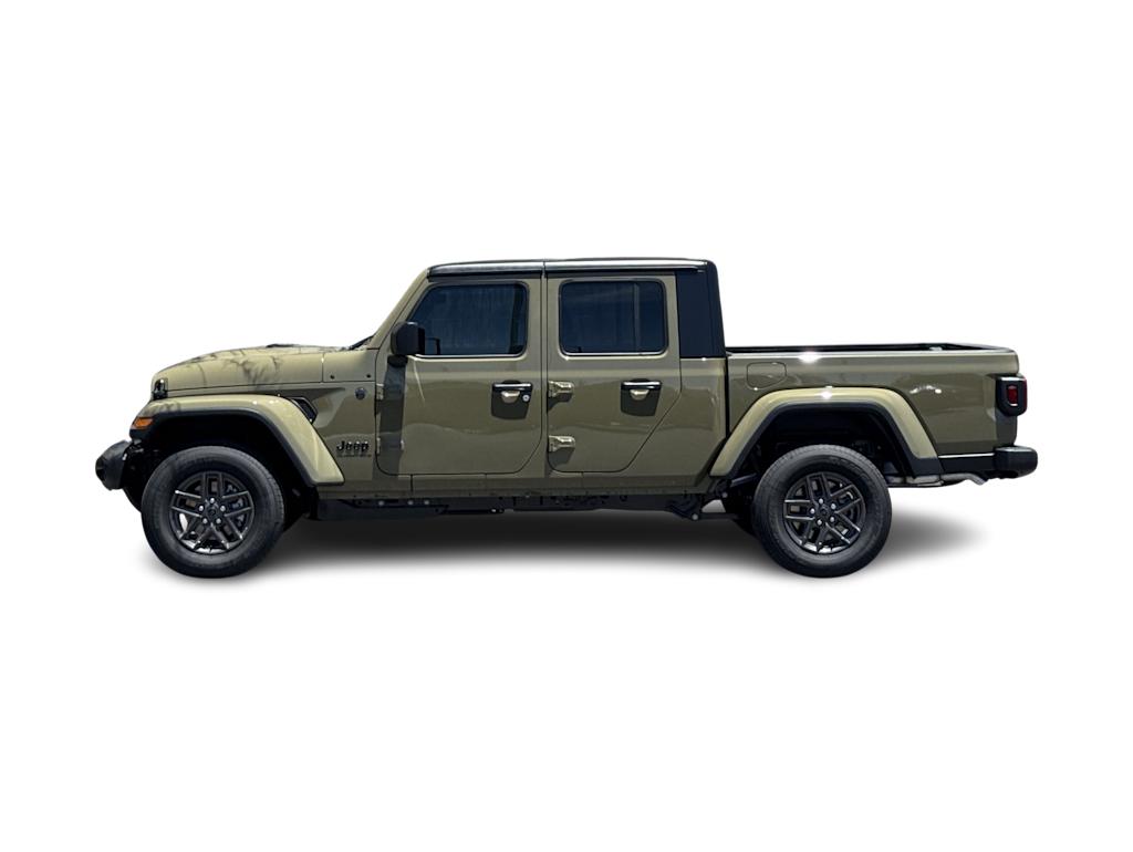 Thumbnail: 2026 Jeep Gladiator - 3