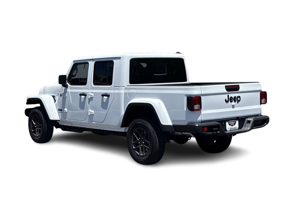 Thumbnail: 2026 Jeep Gladiator - 19