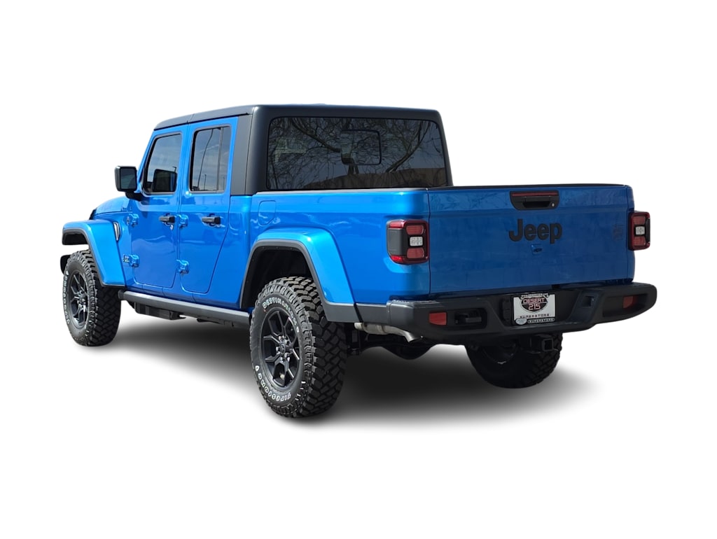 Thumbnail: 2026 Jeep Gladiator - 4
