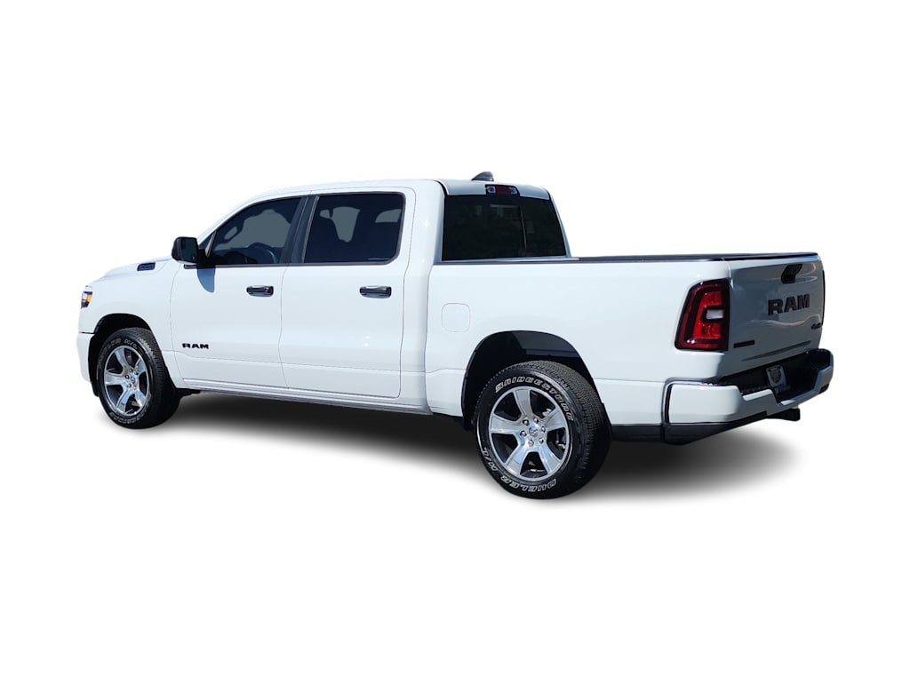 Thumbnail: 2026 RAM 1500 - 4