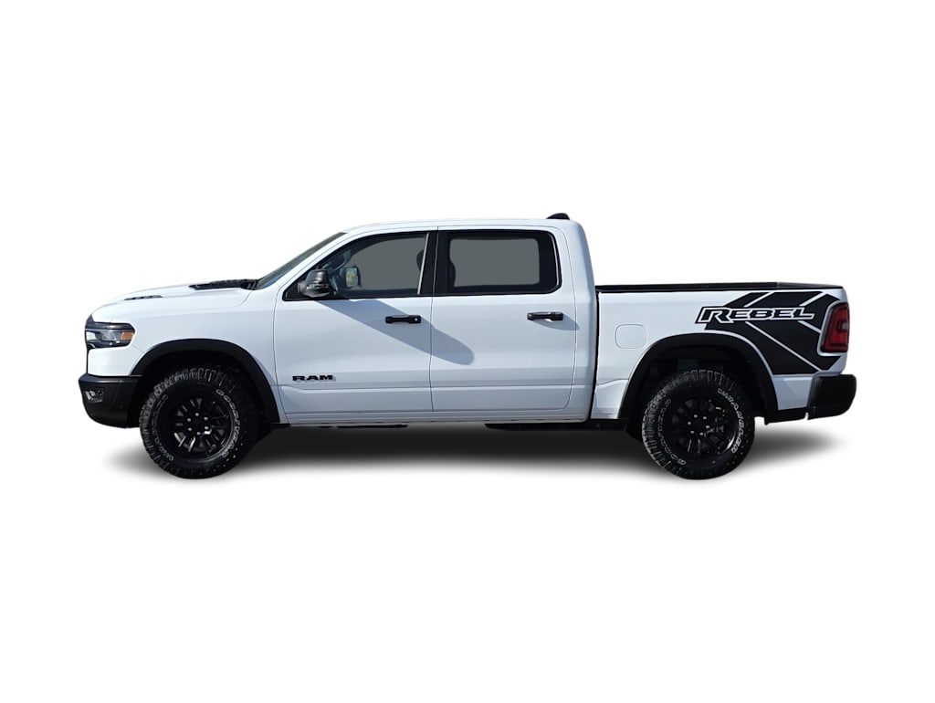 Thumbnail: 2025 RAM 1500 - 3