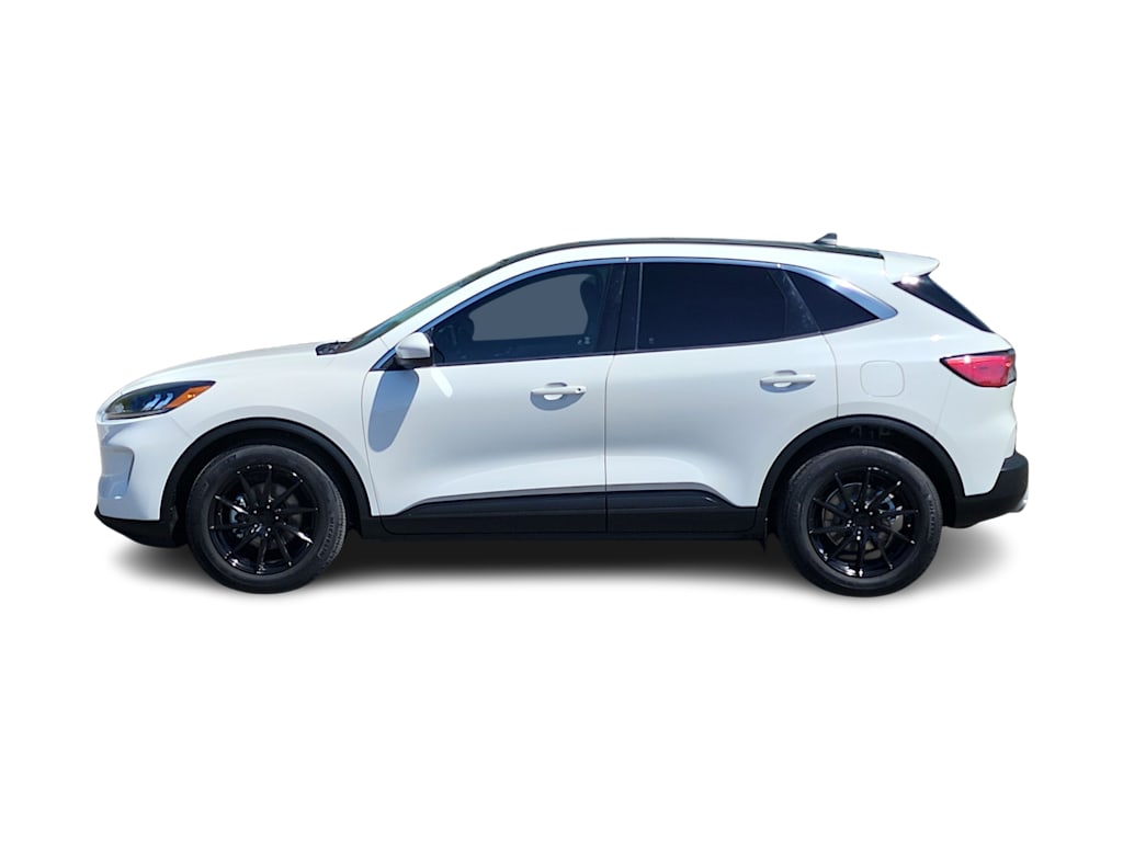Thumbnail: 2021 Ford Escape - 3