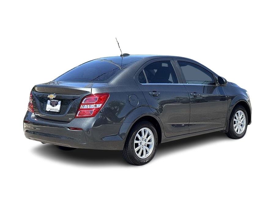 Thumbnail: 2018 Chevrolet Sonic - 22