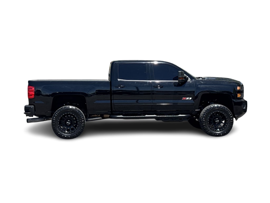 Thumbnail: 2019 Chevrolet Silverado 2500 - 21