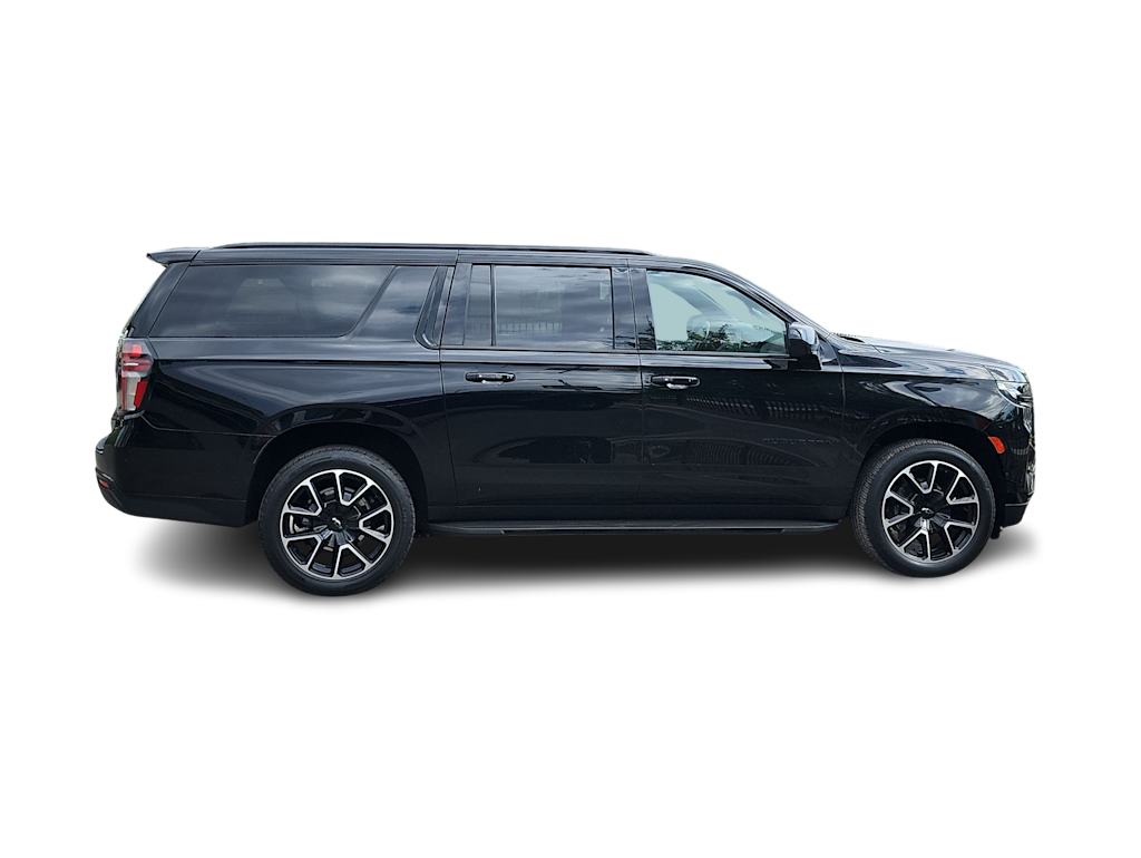 Thumbnail: 2024 Chevrolet Suburban - 21