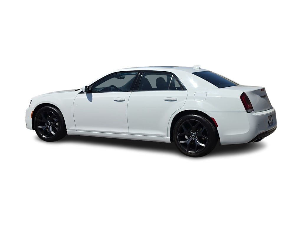 Thumbnail: 2023 Chrysler 300 - 20